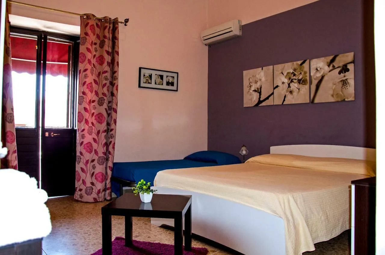 Casa Maravigna Bed and Breakfast Catánia 0*,  Italië
